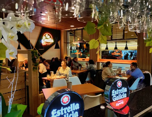 La Emilia Brunch & Drunch