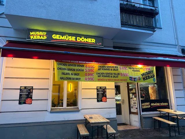Nusrit Kebap Gemüse Döner