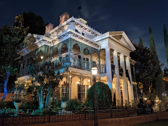 Haunted Mansion Holiday