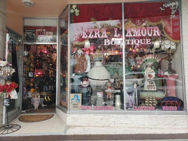 Ezra L'Amour