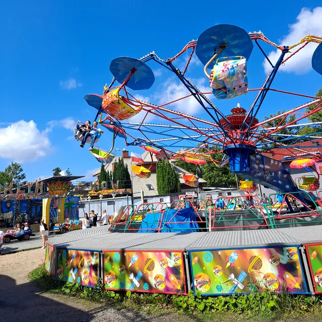 Wesołe miasteczko w Mielnie