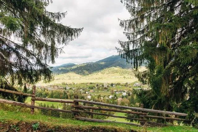 Hakuhosan (Iwazakiyama) Park