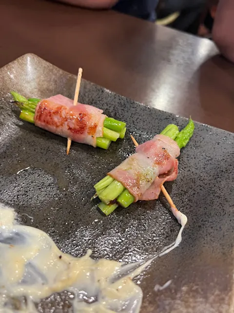 鉄板料理かなうみ