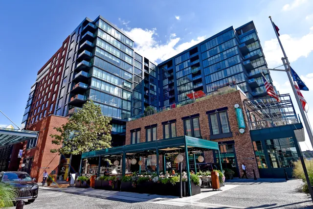 The Lugo Parker Team of Compass