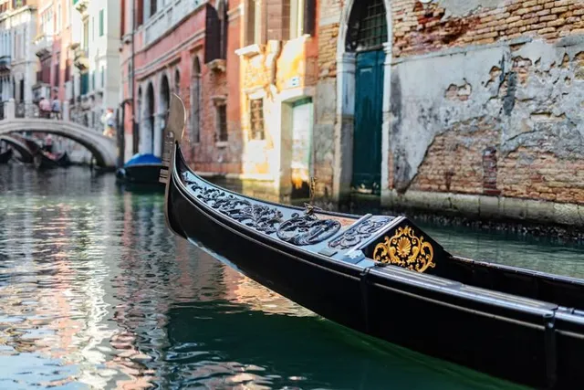 Venetian Waterway Park