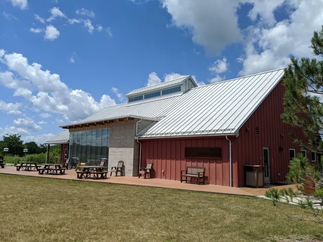 Creek Bend Farm: Wilson Nature Center