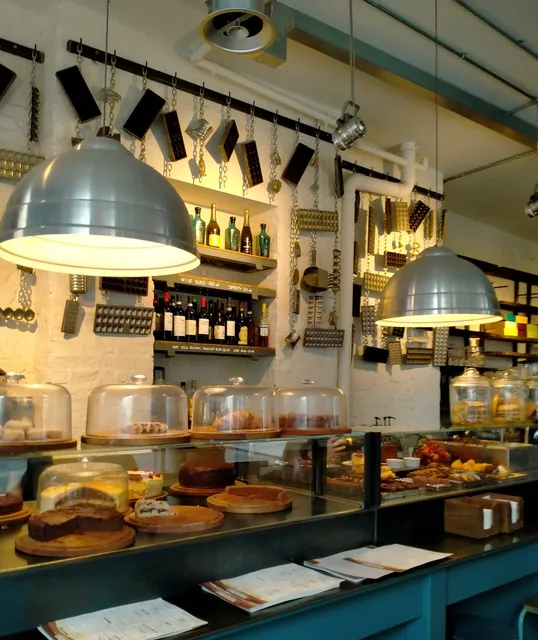 Italian Bear Chocolate - Fitzrovia