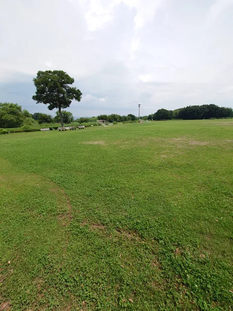 Akuigawa Kasenshiki Ryokuchi Park