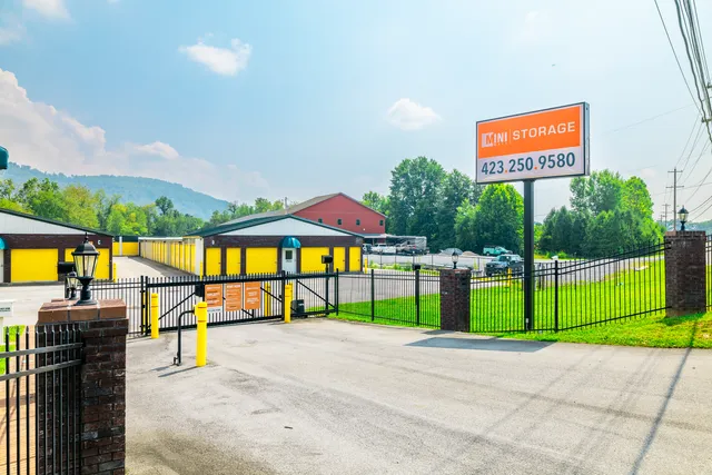 Mini Mall Storage - Elizabethton