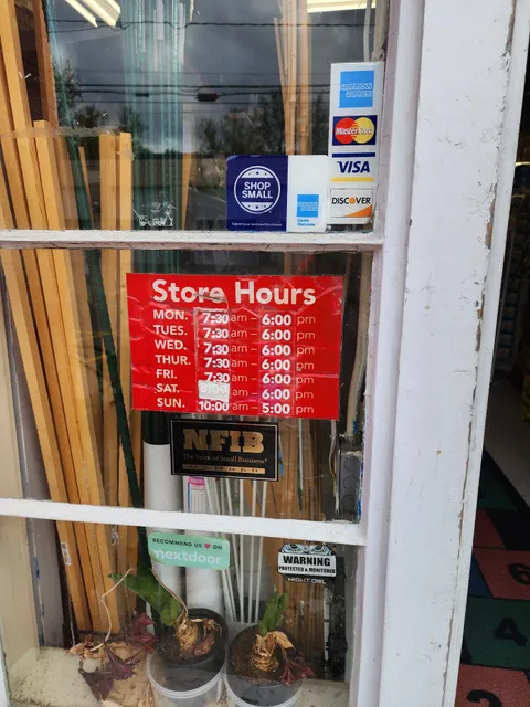 Holliston True Value