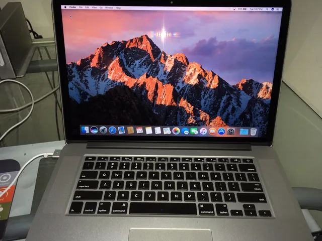 Gainsaver online retailer. Not a store.