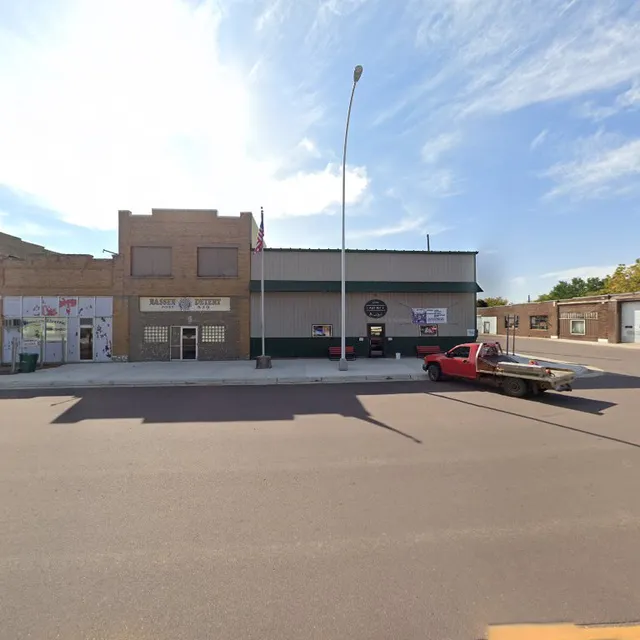 Lake Belt Bar & Grill