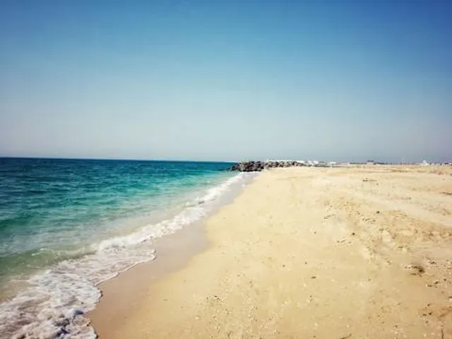 Umm Al Quwain- Beach