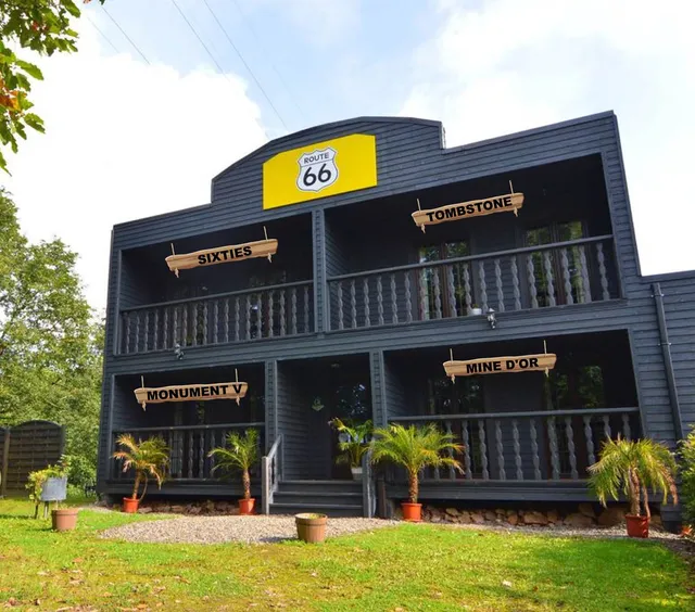 Western-City - Crystal Palace