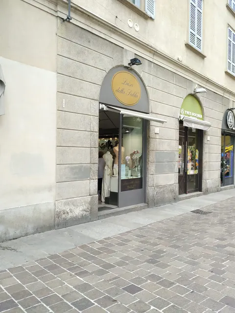 Luisa della Salda outlet