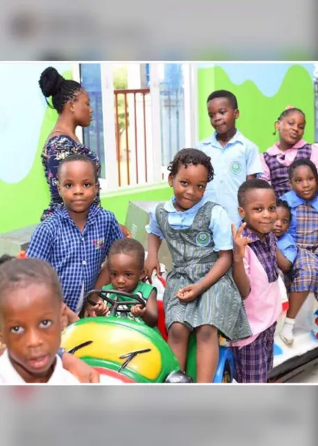 DALLAS LEISURE WORLD