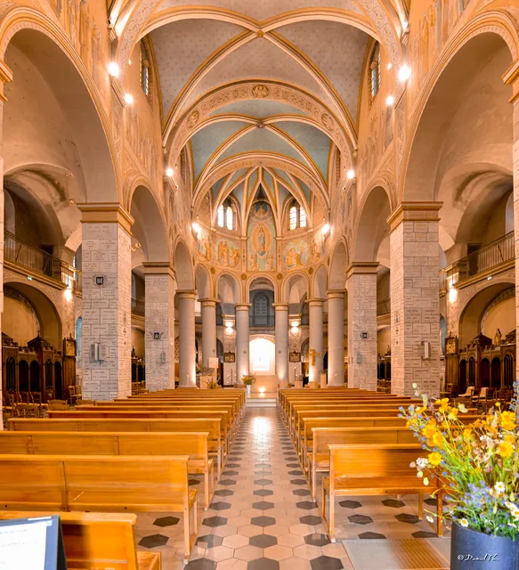 Basilique Notre-Dame-de-Bon-Secours de Lablachère