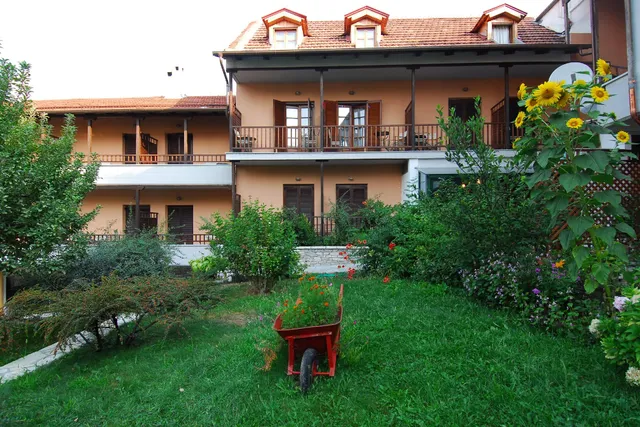 Hotel Papanastasiou
