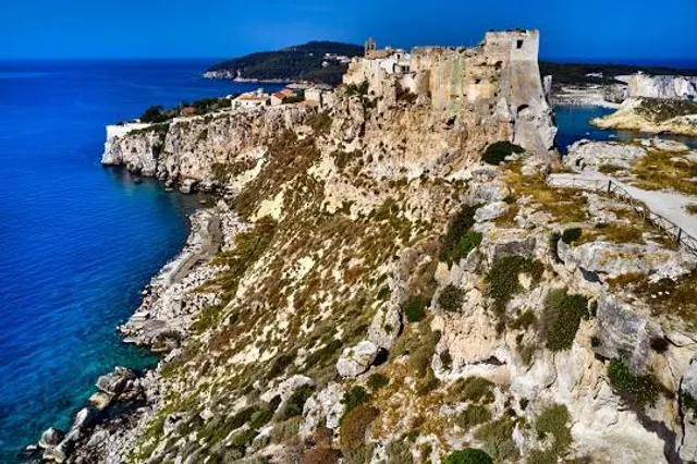 Castle of Badiali (Angevin)