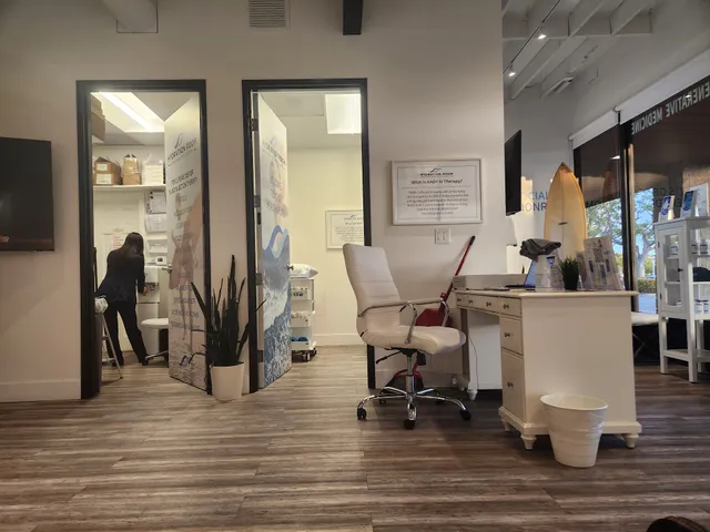 Hydration Room Newport Beach - Newport Center Dr