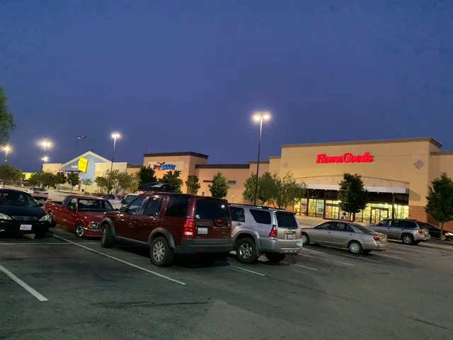 T.J. Maxx & HomeGoods