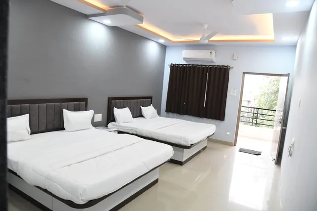 Mamta Residency (Lodge)