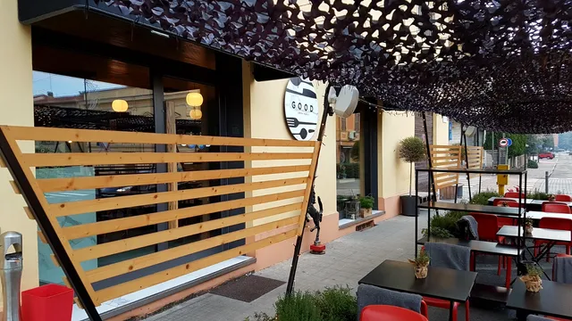 Baratie Maranello | Drinks and Food