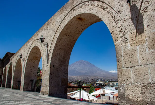Yanahuara Scenic Overlook