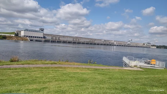 Hawkins Point Visitors Center