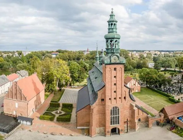 Roman Catholic Parish Church. WNMP