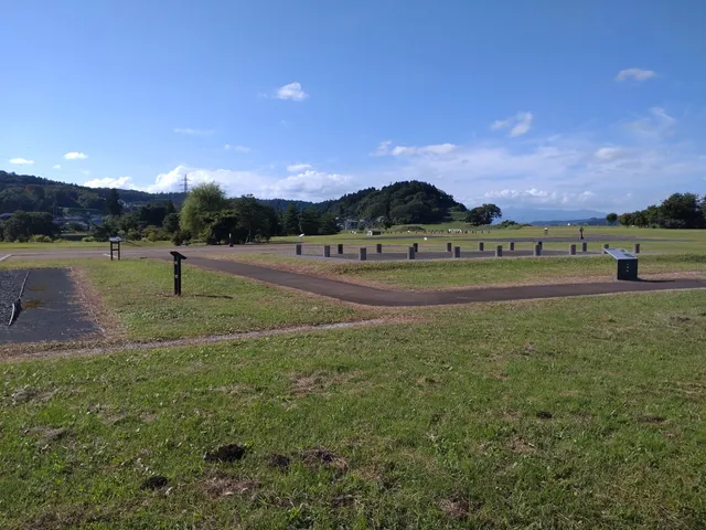 Yanagi-no-Gosho Site