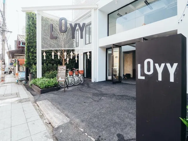 Loyy Hotel