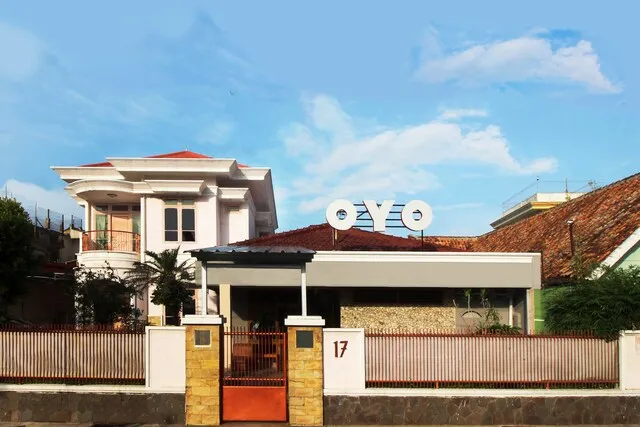 OYO 2593 Mawar Homestay