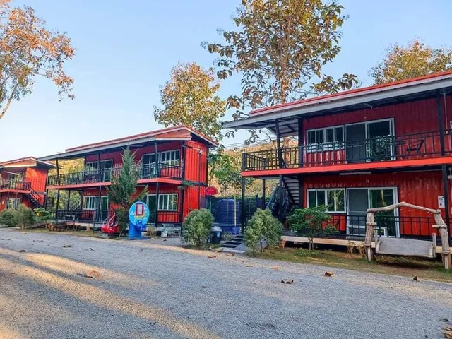 หนึ่งหกแปดConnerแอดเขาใหญ่