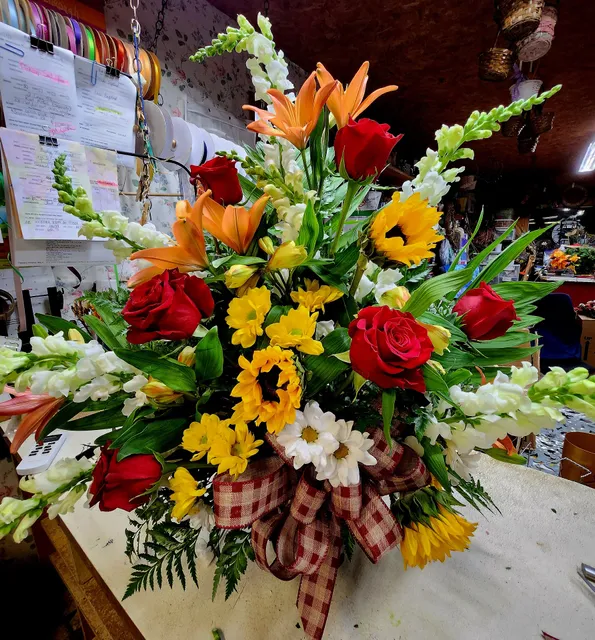 D & L Florist & Gifts LLC.