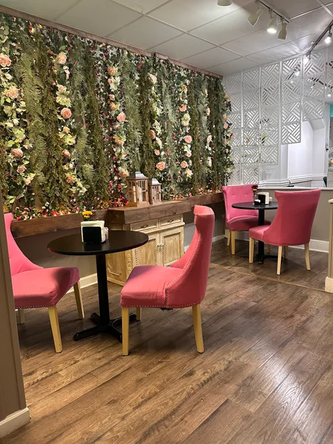 Piccola Venezia Crepes, Gelato & More