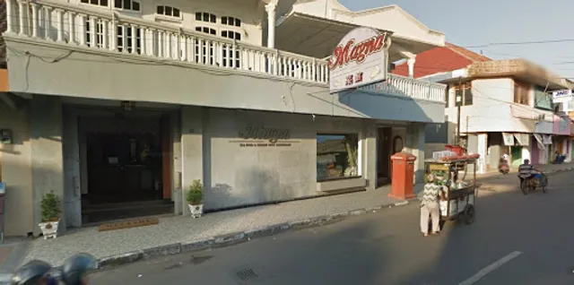 Magna Resto Cirebon