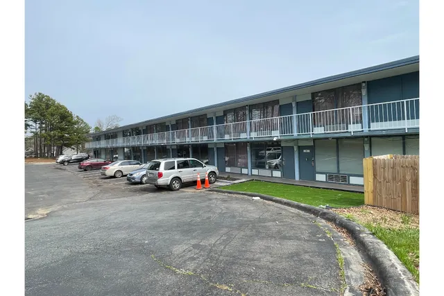 Lamplighter Inn by OYO Charlotte Airport Area