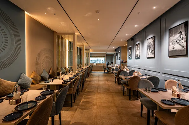 Rasoi kitchen & Bar, Khar