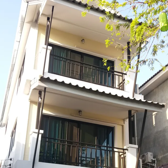 Baan Chaisri ( บ้านไชยศรี )