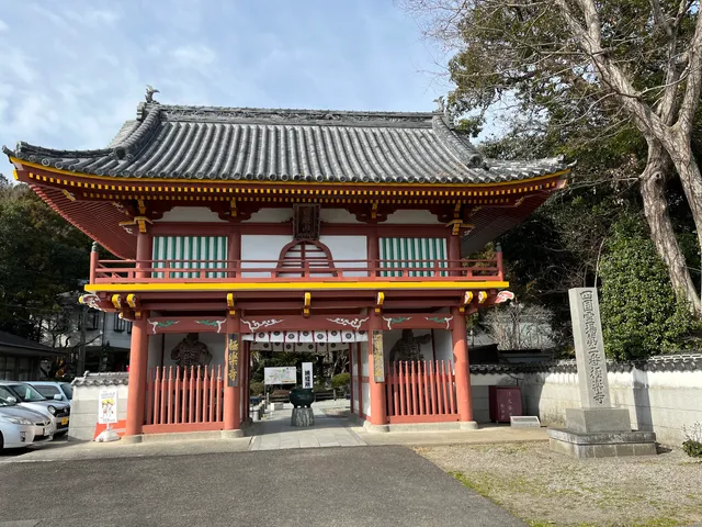 Gokuraku-ji Temple