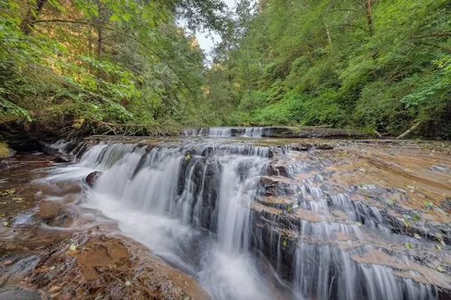 Sweet Creek Falls Trailhead