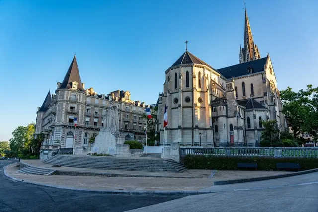 Boulevard des Pyrénées