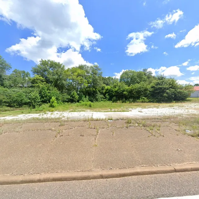 ROBERTS CAJUN KITCHEN,