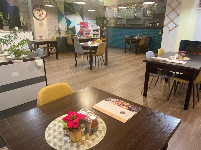 Bombay Dreams: Restauracja Indyjska, Kuchnia Ursus, Warszawa