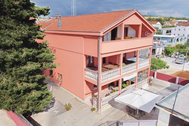 Apartments “FRAJ”