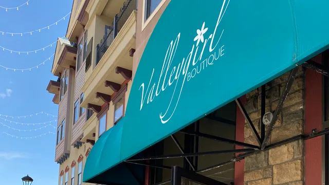 Valleygirl Boutique - Edwards