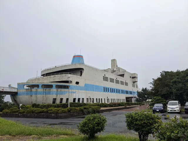 カラツシショウネンカガクカン