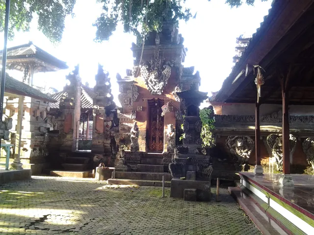 Pura Kawitan Pasek Badak