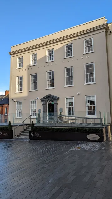 Waterford Treasures: Irish Silver Museum